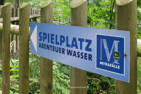 Zum Spielplatz | © Wander- u. Wasserwelt Myrafälle Zum Spielplatz